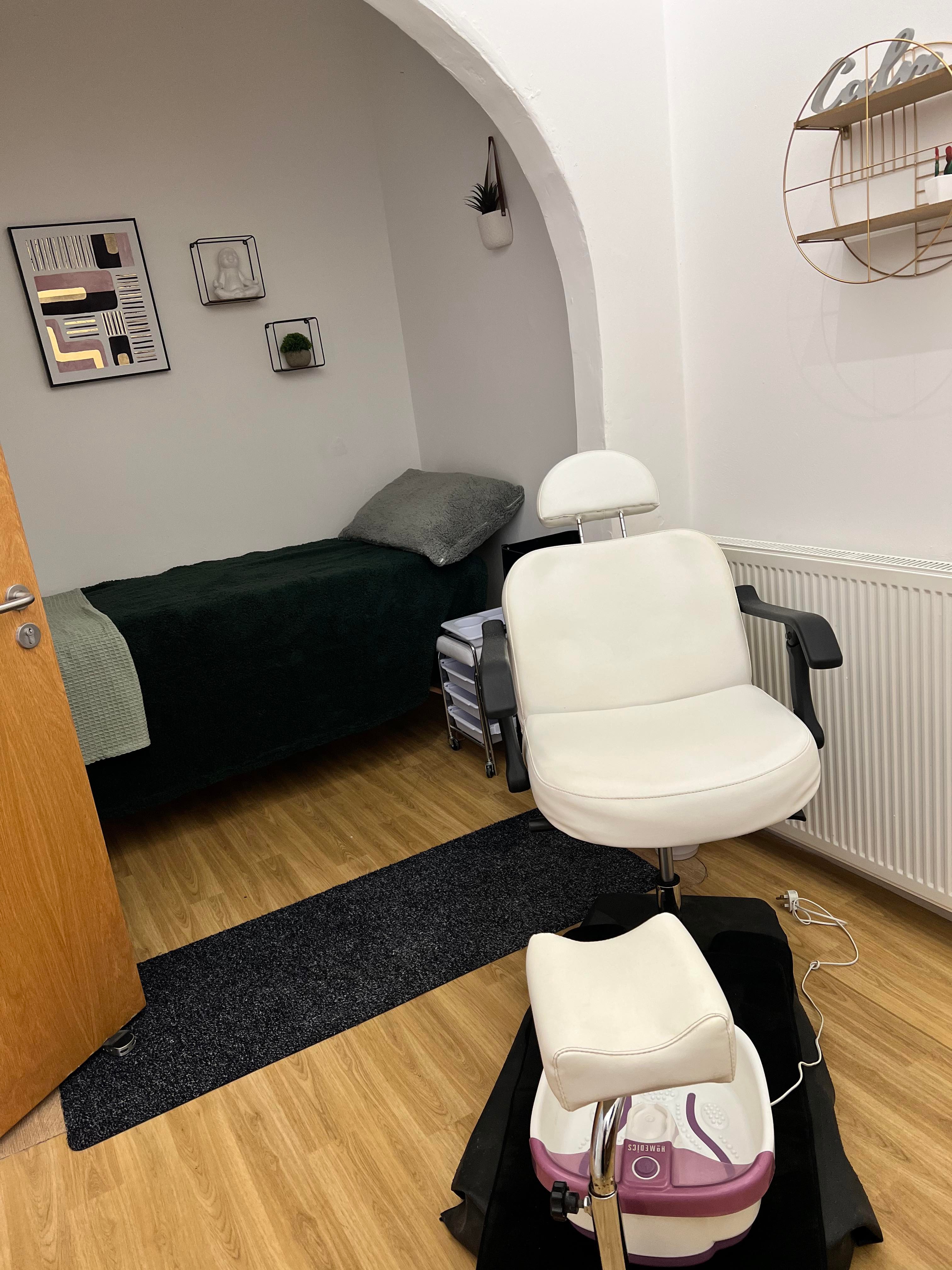 treatmentRoom